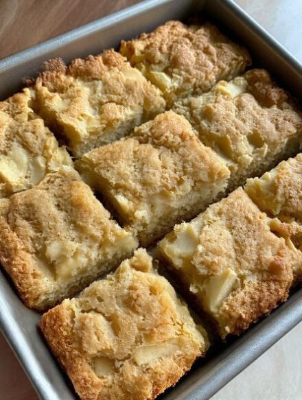 Parisian Apple Cake: Rustic Elegance in Every Bite