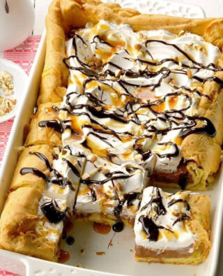 Cream Puff Dessert: A Dreamy Layered Delight