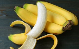 The Benefits of Eating Bananas and the Myths You Should Stop Believing